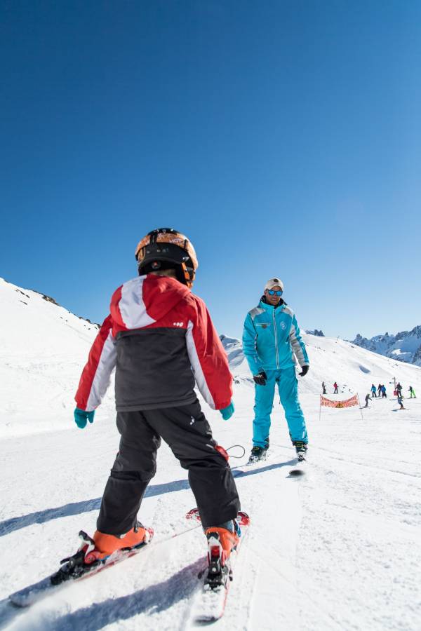 « on ne peut pas bien profiter des vacances à la neige si l'on n'a pas bien skié »