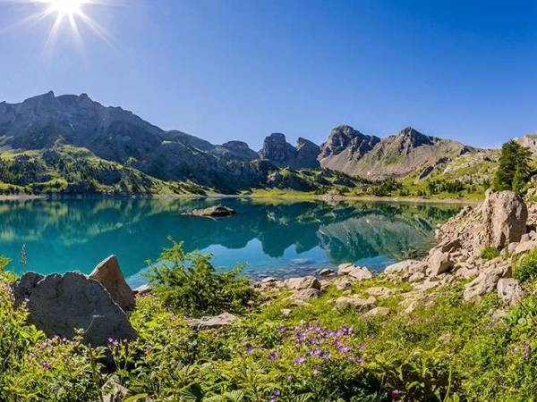Top 10 des plus beaux lacs de montagne en France.