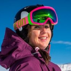 Victoria COLLINS