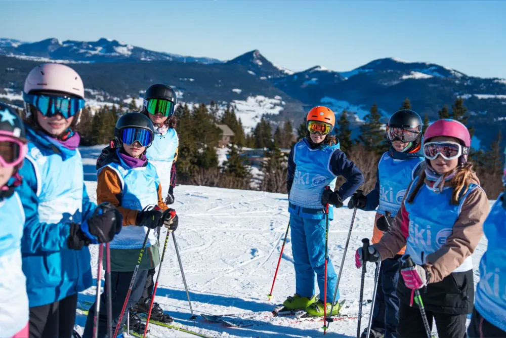 Alpine skiing course for teenagers